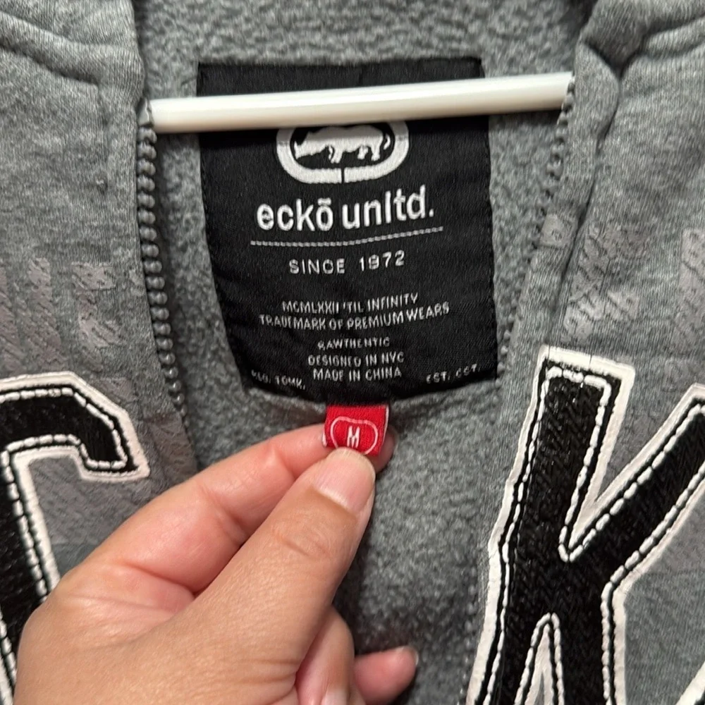 Ecko Unlimited Gray Hoodie Size Medium